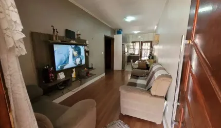Casa com 3 quartos à venda na Rua Irma Santos, 420, Santos Dumont, São Leopoldo por R$ 215.000
