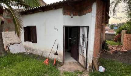 Casa com 2 quartos à venda na Hélio Arnoldo Sperb, 207, Jardim Planalto, Esteio por R$ 170.000