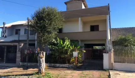 Casa com 3 quartos à venda na Avenida Rio Branco, 229, Parque Amador, Esteio por R$ 700.000