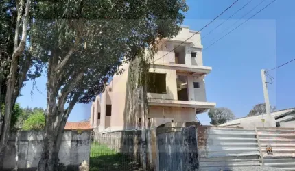 Casa à venda no bairro Boqueirão - Curitiba/PR