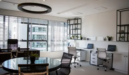 BELA SALA COMERCIAL NOVA - ED. CRÉATIF - VILA IZABEL