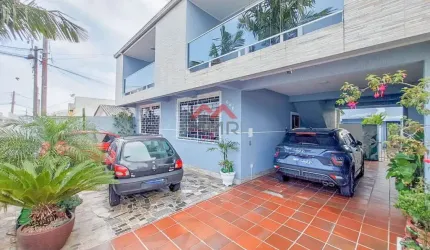 Casa com 11 quartos à venda na Joaquim de Oliveira Cruz, Pinheirinho, Curitiba, 350 m2 por R$ 800.000