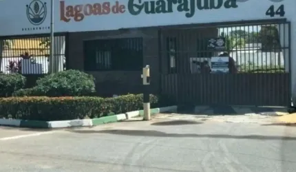 Terreno à venda na RUA EIXO LAGOA, Guarajuba, Camaçari por R$ 255.000
