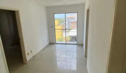 Apartamento com 3 quartos à venda na Avenida Professor Theócrito Batista, Caji, Lauro de Freitas, 50 m2 por R$ 175.000