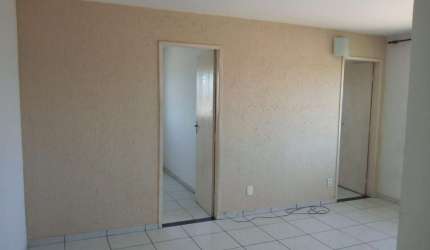 Apartamento com 2 quartos à venda na Rua Haroldo Caíno, Sussuarana, Salvador, 46 m2 por R$ 115.000