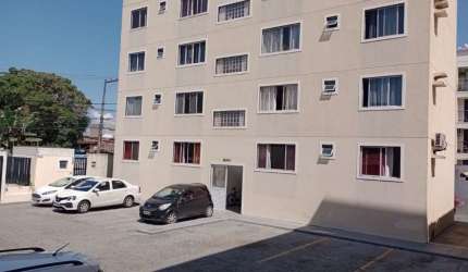 Apartamento com 2 quartos à venda na Rua Canudos, Itingá, Lauro de Freitas, 50 m2 por R$ 210.000