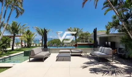 Casa pé na areia para o mar da Cachoeira Bom Jesus