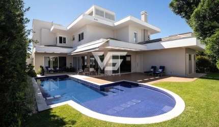 CASA JURERÊ INTERNACIONAL 4 SUÍTES 4 VAGAS GARAGEM