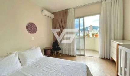 APARTAMENTO DUPLEX NO CENTRO SEMIMOBILIADO COM 1 VAGA