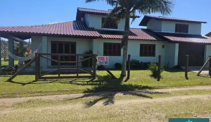 Casa para Venda em Torres, PRAIA PARAISO, 4 dormitórios, 3 banheiros