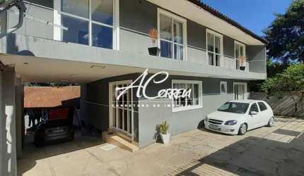 Sobrado Amplo em Santa Felicidade
