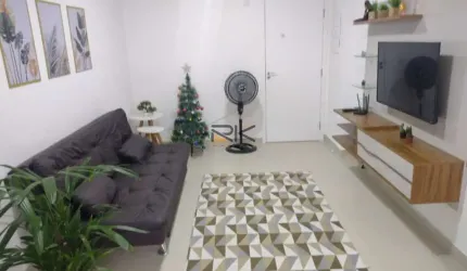 APARTAMENTO NO PEREQUE AÇU COM 2 DORMITÓRIOS SENDO 1 SUÍTE, PISCINA, ELEVADOR, VARANDA GOURMET COM CHURRASQUEIRA