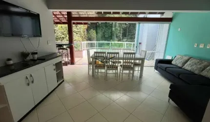Cobertura Duplex Praia Grande em Ubatuba-SP com 3 dormitórios,sendo 2 suítes,varanda gourmet com churrasqueira,2 vagas de garagem