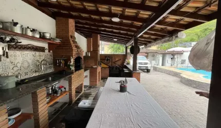 CASA PARA LOCAÇÃO DEFINITIVA NO PEREQUE AÇU