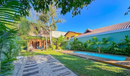 CASA À VENDA NO PEREQUE AÇU A 120 METROS DA PRAIA