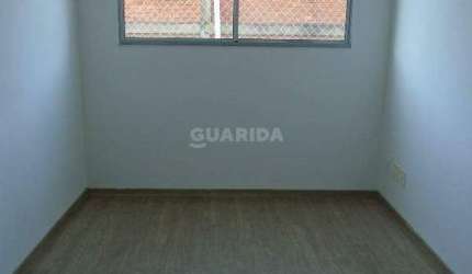 Apartamento com 2 dormitórios, sendo 1 suíte, no bairro Sarandi.