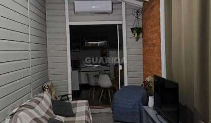Casa Residencial/Sobrado para aluguel, 2 quartos, 1 vaga, Cristal - Porto Alegre/RS