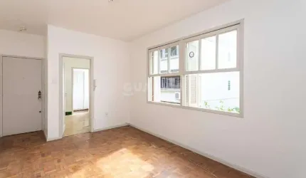 Apartamento de 2 dormitórios no bairro Petrópolis