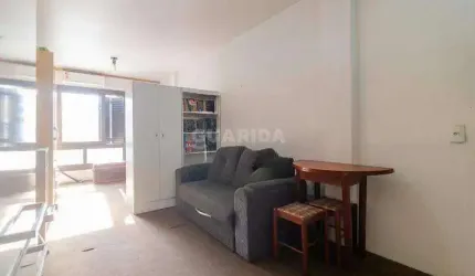Studio mobiliado para alugar no bairro Cidade Baixa.