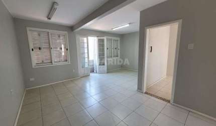 Apartamento com 3 dormitórios no bairro Santana