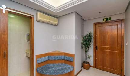 Conjunto comercial no bairro Petrópolis!