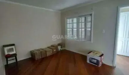Casa Residencial com 4 dormitórios e 1 vaga de garagem no Bairro Jardim Itu Sabará