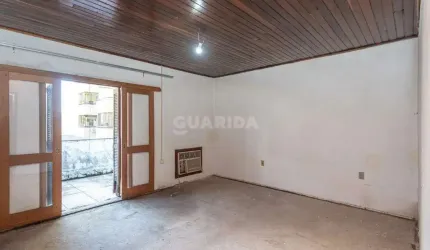 Casa com 5 dormitórios no bairro Santana
