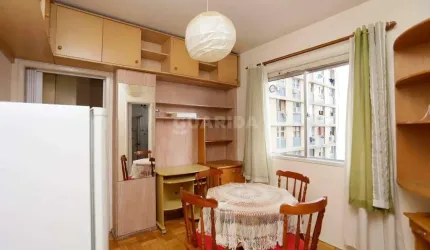 Apartamento mobiliado com 1 dormitório no bairro Centro Histórico