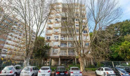 Apartamento com 3 dormitórios no bairro Vila Assunção com Sacada e vista para o Guaíba!
