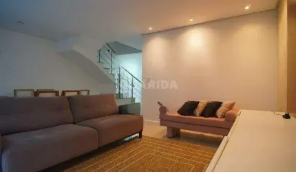 Casa em condomínio com 3 dormitórios sendo 1 suíte para alugar no bairro Alto Petrópolis.