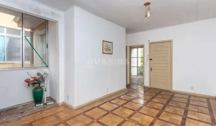 Apartamento de 3 dormitórios no bairro Petrópolis.