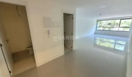 Conjunto comercial de 52m² no bairro Menino Deus