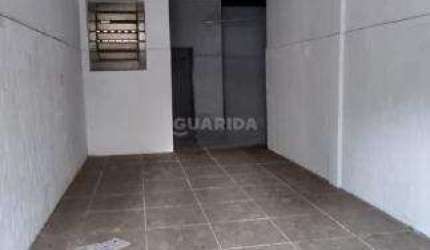 Loja com 47m², no bairro Floresta.