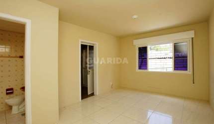 Apartamento estilo JK no bairro Glória.