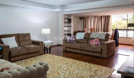 Casa de 4 dormitórios mobiliada no Bairro Jardim Lindóia.