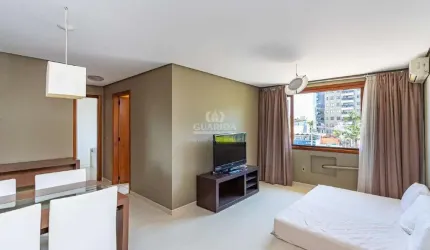 Apartamento semi mobiliado de 2 dormitórios, sendo 1 suíte no bairro Bela Vista, com VAGA COBERTA E CHURRASQUEIRA INTERNA!!