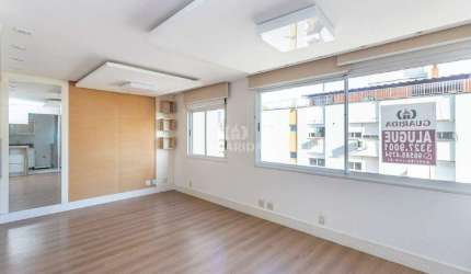Excelente Apartamento estilo loft com uma vaga de garagem coberta situado no bairro Petrópolis