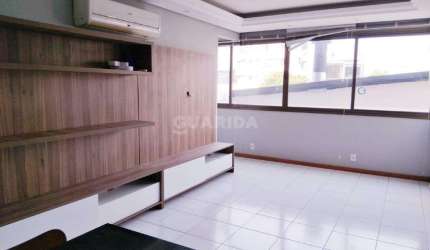 Apartamento com 2 dormitórios, sendo 1 suíte, no bairro Rio Branco - Porto Alegre/RS