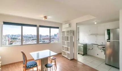 Apartamento com 2 dormitórios e 1 vaga de garagem no bairro Santana - Porto Alegre/RS