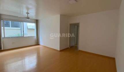 Apartamento com 3 dormitórios para alugar no bairro Higienópolis.