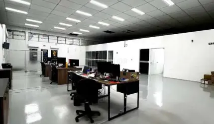 Sala Comercial com 327m² e +15 Vagas – Itoupava Norte