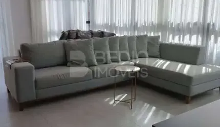 Apartamento 04 suítes locação anual Pioneiros Balneário Camboriú