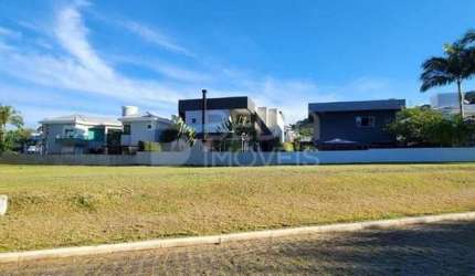 Terreno 797m² a venda condomínio Horizontal da Brava