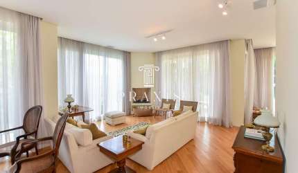 Casa em condomínio fechado com 4 quartos para alugar na Rua Ângelo Cúnico, 206, Cachoeira, Curitiba, 653 m2 por R$ 10.900