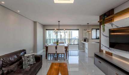 APARTAMENTO MOBILIADO - 4 DORM. (SENDO 2 SUÍTES) - 3 VAGAS - ÁREA DE LAZER COMPLETA - BARRA SUL - BALNEÁRIO CAMBORIÚ