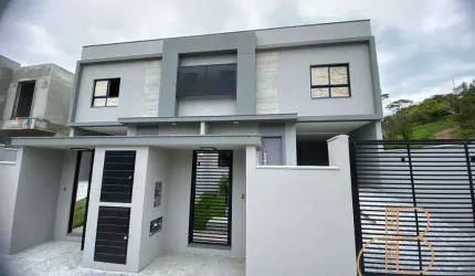 NOVA - Ampla casa geminada de alto padrão com 03 suítes no bairro Areias
