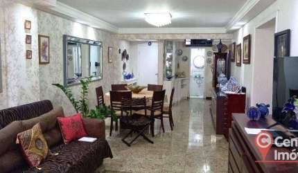 Apartamento na quadra do mar, com 3 dormitórios, sendo 1 suíte à venda, 138 m² por R$ 2.200.000 - Centro - Balneário Camboriú/SC