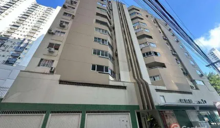 Apartamento com 2 dormitórios à venda, 70 m² por R$ 840.000,00 - Centro - Balneário Camboriú/SC