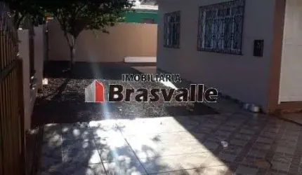 Casa a venda no bairro Santa Cruz