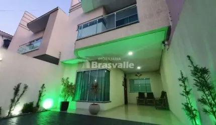 Sobrado a venda no bairro Brasília